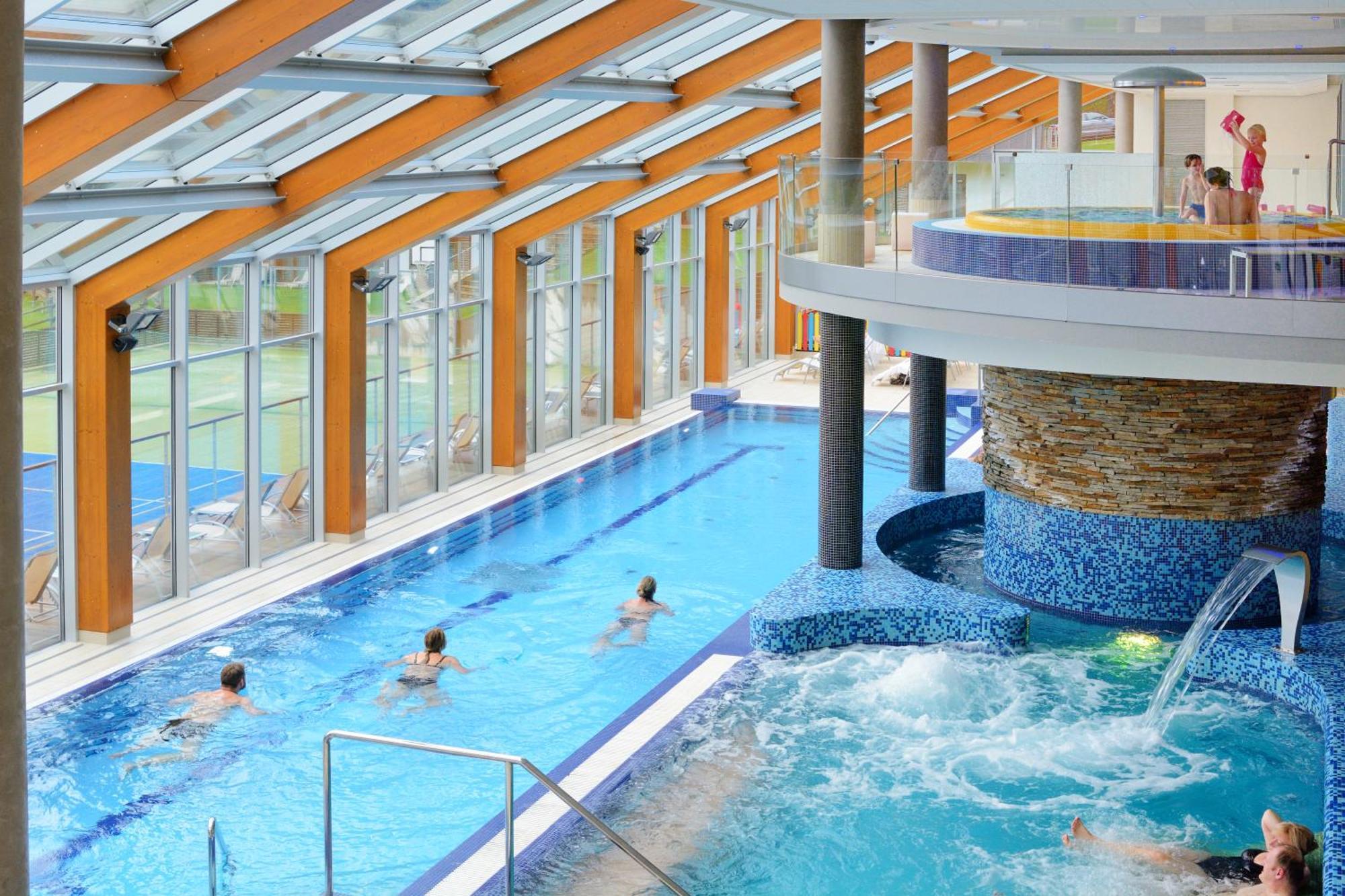 Wellness Hotel Horal, Velké Karlovice Exterior photo