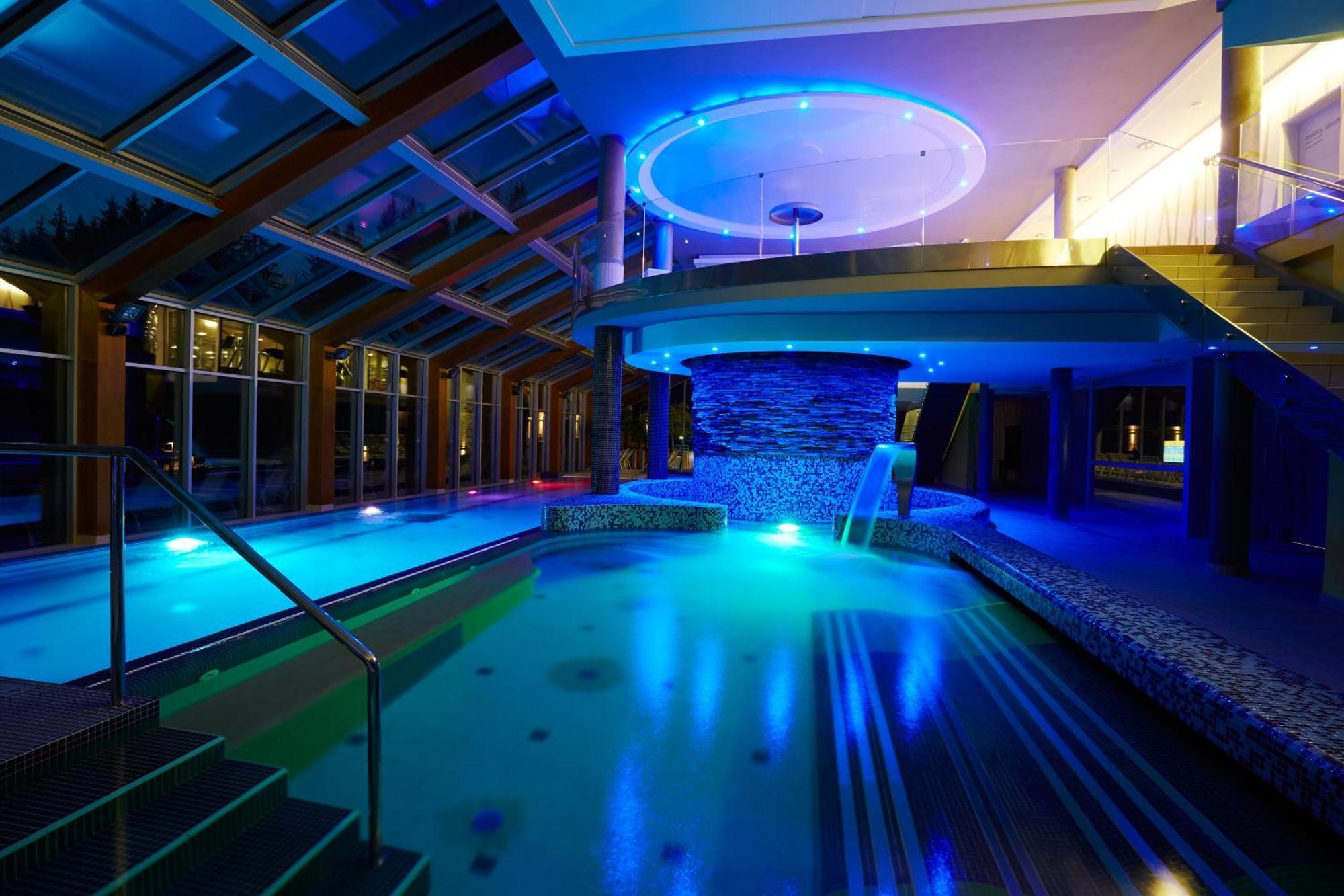 Wellness Hotel Horal, Velké Karlovice Exterior photo
