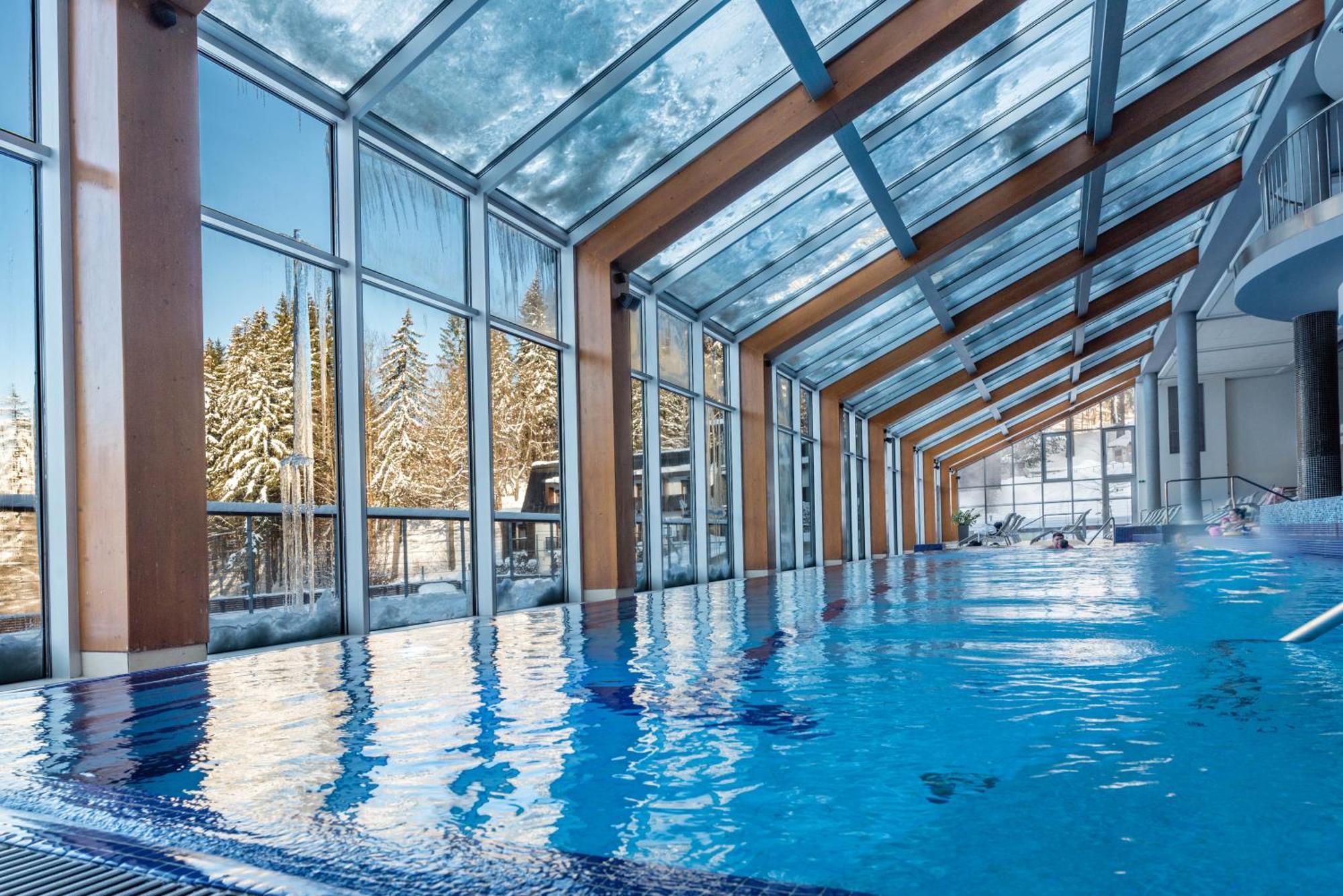 Wellness Hotel Horal, Velké Karlovice Exterior photo